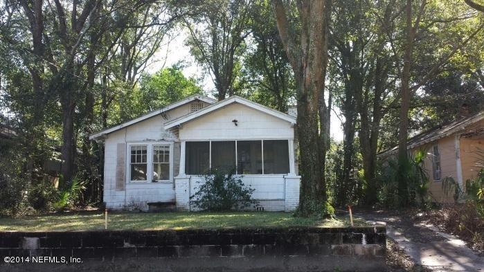 3844 Valencia Rd, Jacksonville, FL 32205 - photo 1