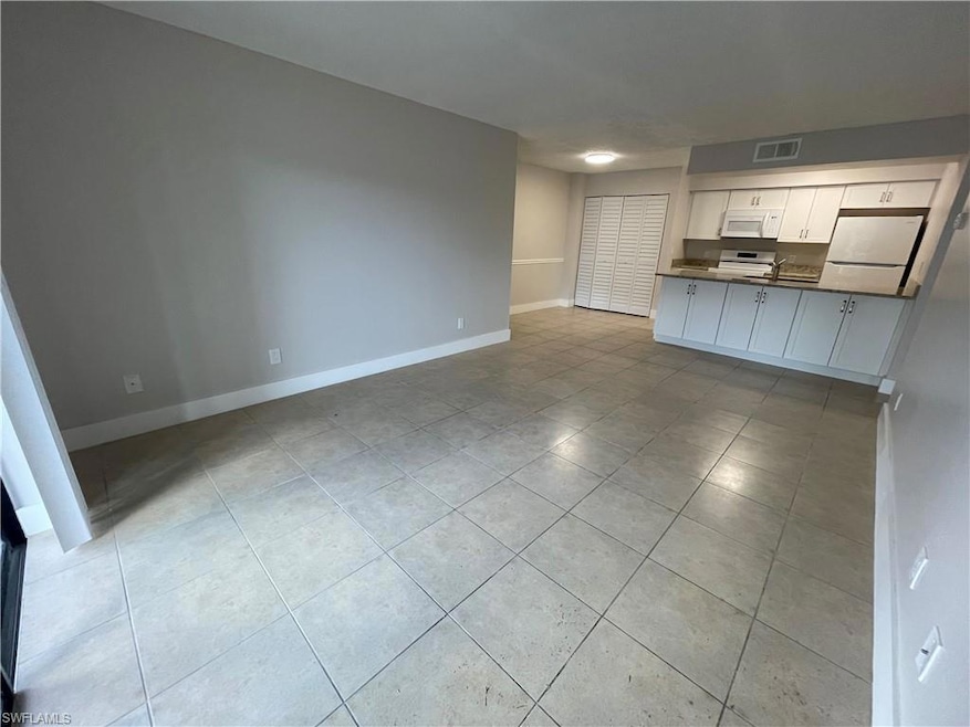 5323 Summerlin Rd unit 2307, Fort Myers, FL 33919 - photo 1