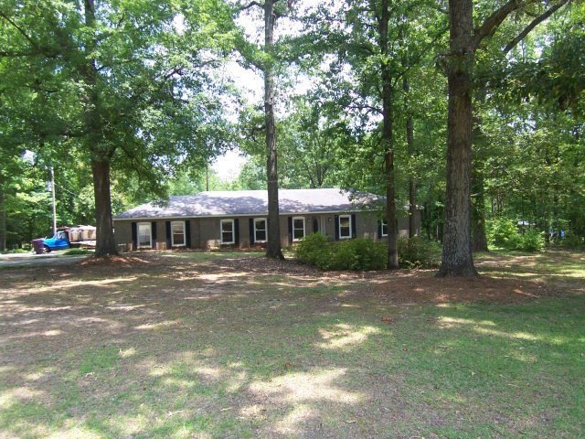 139 Camelot Rd, Gray, GA 31032 - photo 1