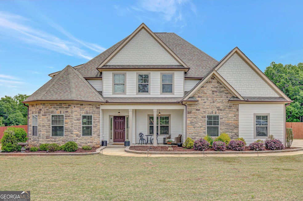 Sold $825,000