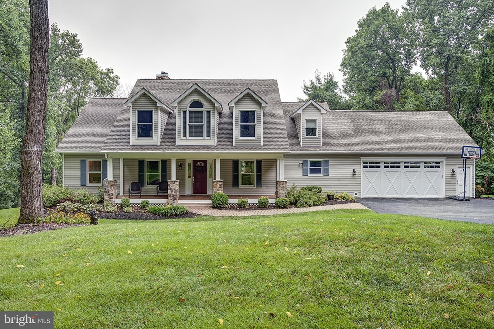 34930 Vancoff Ln, Round Hill, VA 20141 - photo 1