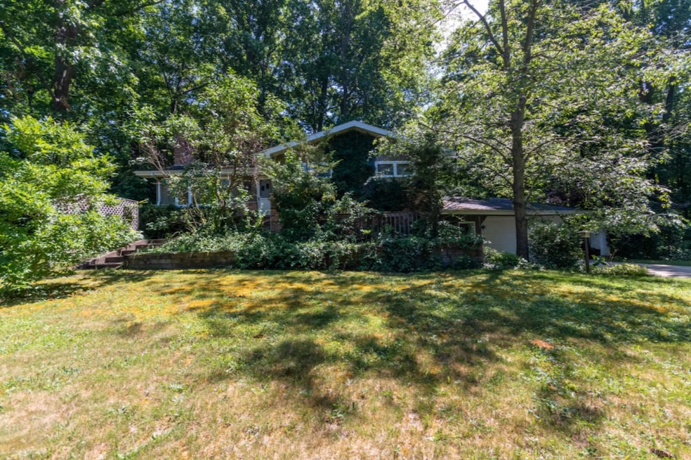 7980 Youngren Rd, Three Oaks, MI 49128 - photo 1