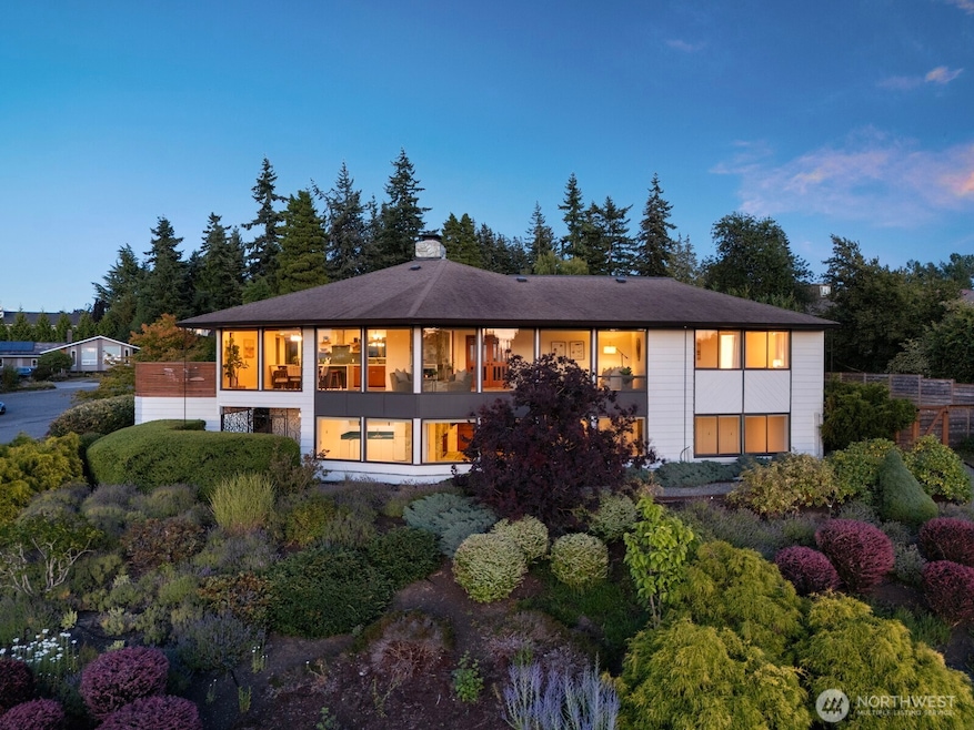 1011 E Toledo St, Bellingham, WA 98229 - photo 1