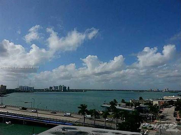 Villa Bay Vista unit 908, Miami Beach, FL 33141 - photo 1