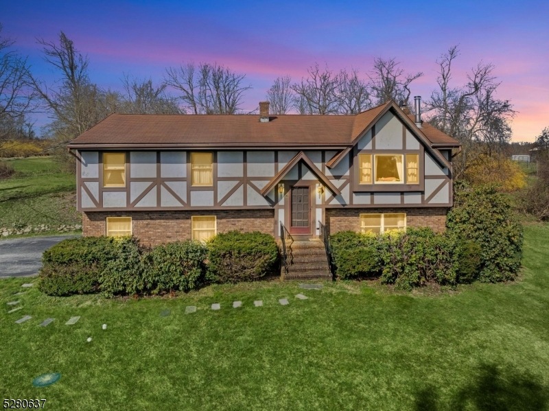 927 Warwick Turnpike, Hewitt, NJ 07421 - photo 1