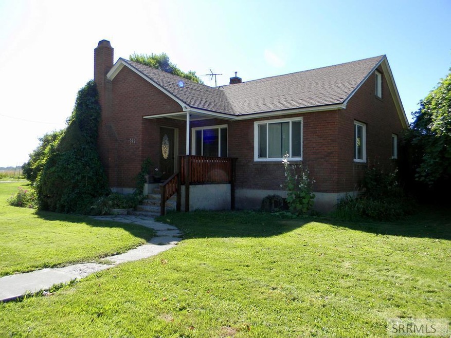 877 Idaho 39, Blackfoot, ID 83221 - photo 1