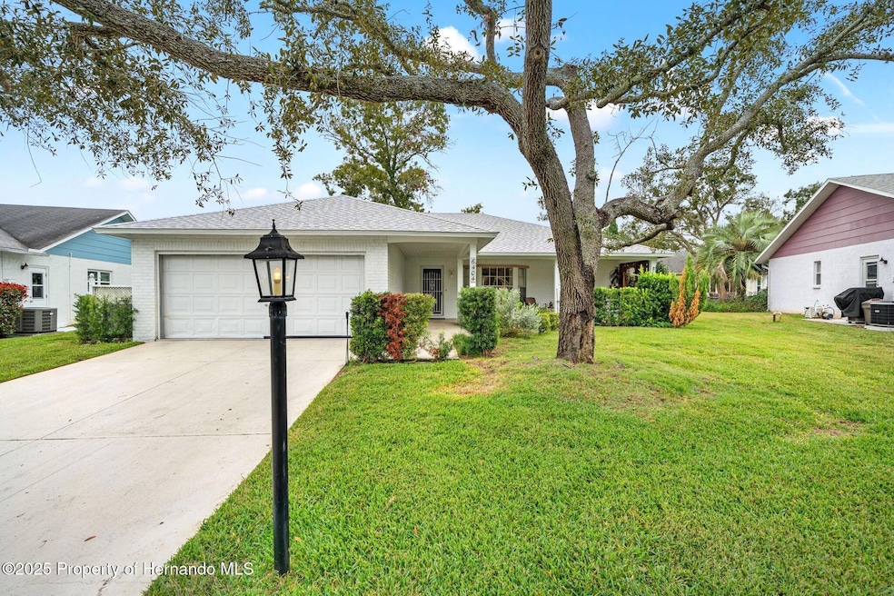 6404 Lost Tree Ln, Spring Hill, FL 34606 - photo 1