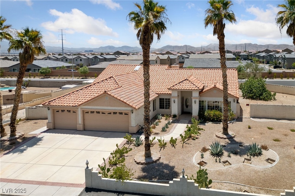 9490 Mohawk St, Las Vegas, NV 89139 - photo 1