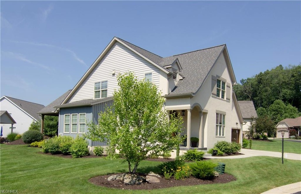 Welcome to 150 Provence Point in the gated communi
