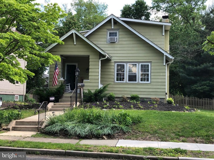 912 Park Ave, Collingswood, NJ 08108 - photo 1