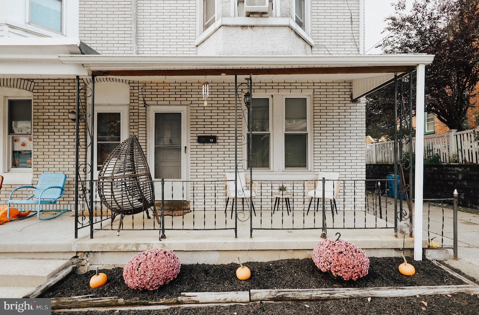 11 Seminary Ave, Reading, PA 19605 - photo 1