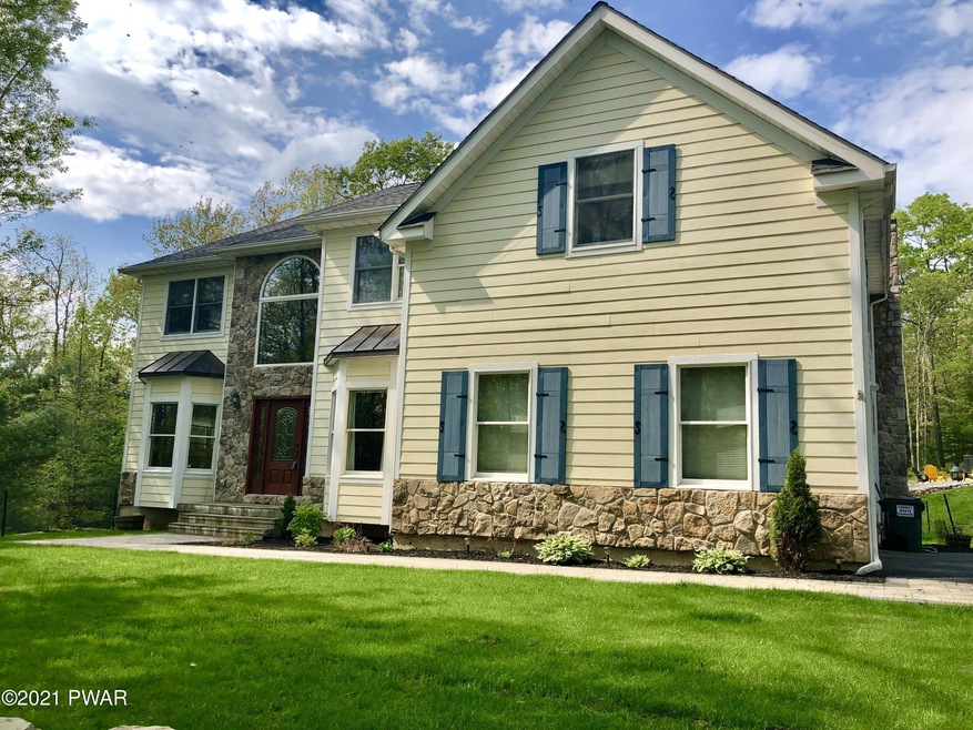 120 Vallone Way, Hawley, PA 18428 - photo 1