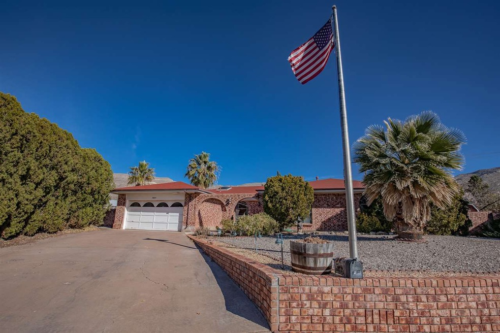 3031 15th St, Alamogordo, NM 88310 - photo 1