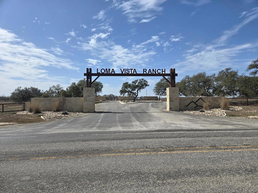 000 Dekoch Ridge unit 123, Kerrville, TX 78028 - photo 1