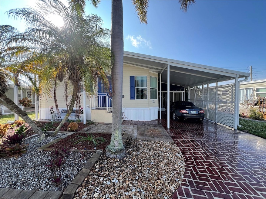 10100 Burnt Store Rd unit 27, Punta Gorda, FL 33950 - photo 1