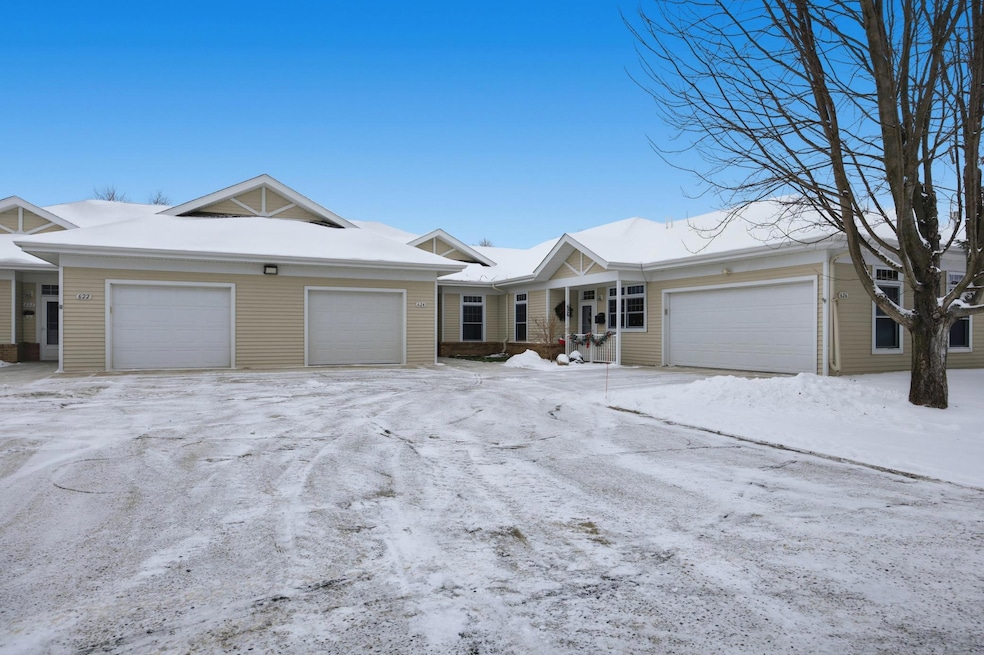 624 N Shore Dr unit 624, Detroit Lakes, MN 56501 - photo 1