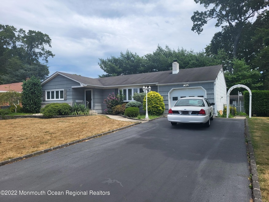 553 Kingsley Ct, Toms River, NJ 08753 - photo 1