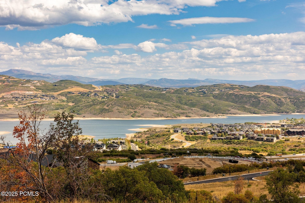 10281 N Terrae Ct unit E-28, Park City, UT 84060 - photo 1