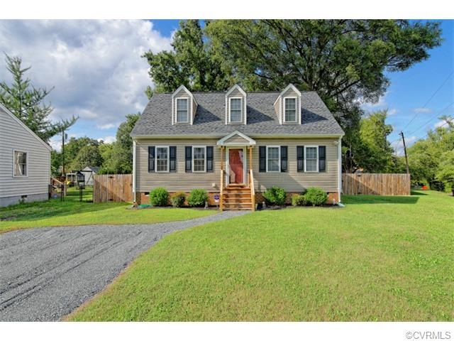 Welcome to 1100 Virginia Ave! This home has plenty