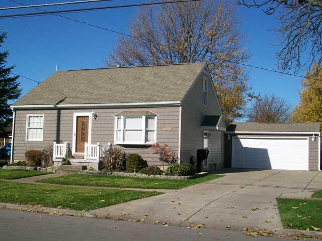 110 17th Ave, North Tonawanda, NY 14120 - photo 1