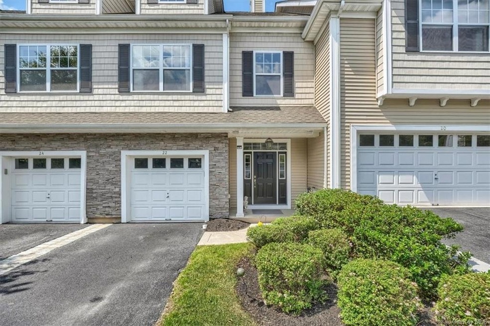 22 Putters Way, Middletown, NY 10940 - photo 1