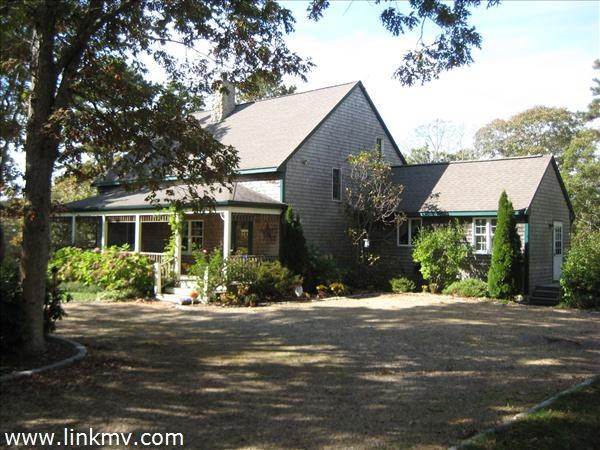 8 Tiffany Dr, Oak Bluffs, MA 02557 - photo 1