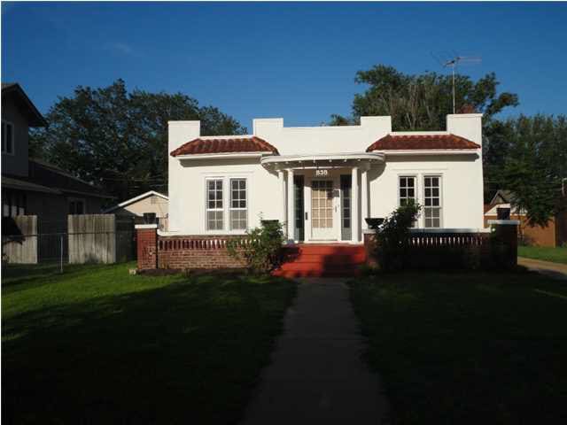 Spanish Style Bungalow in the Heart of Riverside