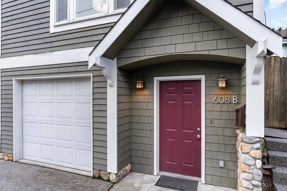 Sold $827,000 • Co-Listing Agent