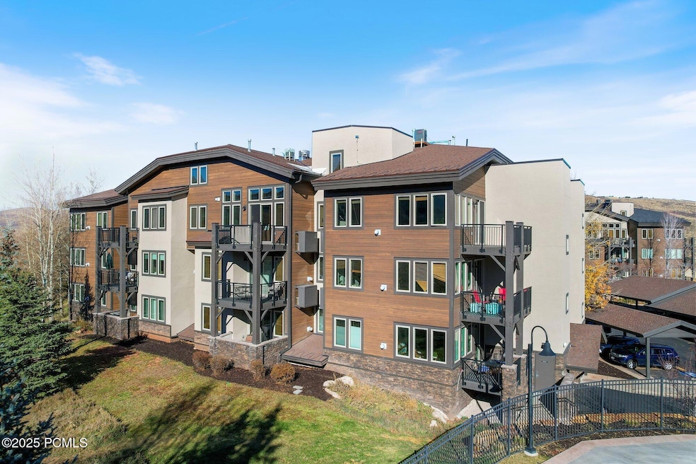 Crestview Condominiums unit 304, Park City, UT 84098 - photo 1