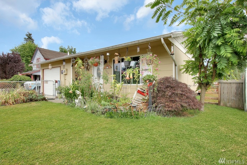 506 Deeded St, Orting, WA 98360 - photo 1