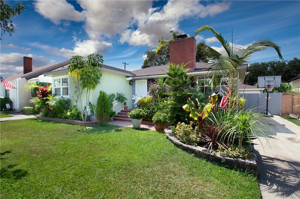 6043 Oliva Ave, Lakewood, CA 90712 - photo 1