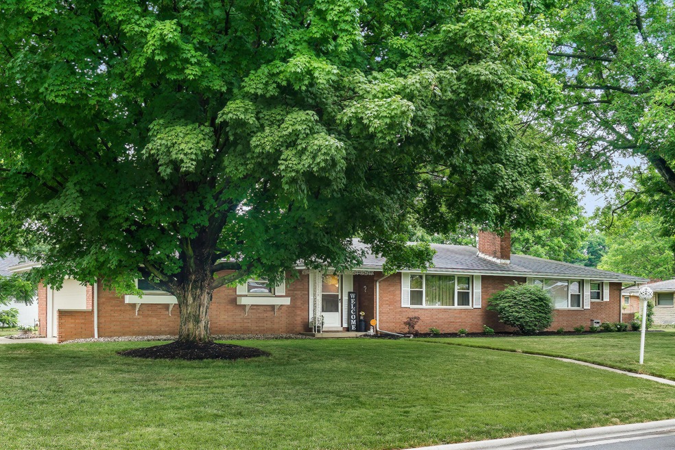 S - 9830 Circle Dr E- 005