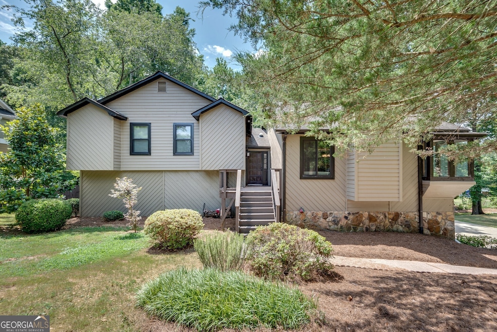 2736 Peachtree Walk, Duluth, GA 30096 - photo 1