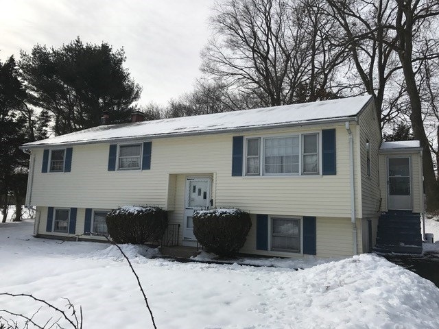 207 Briarwood Ave, Tiverton, RI 02878 - photo 1