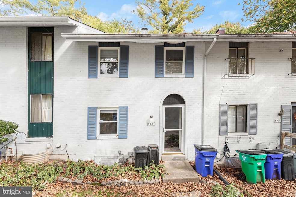5449 Endicott Ln, Columbia, MD 21044 - photo 1