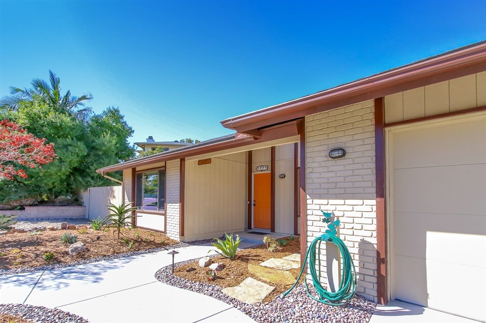 7777 Madrilena Way, Carlsbad, CA 92009 - photo 1