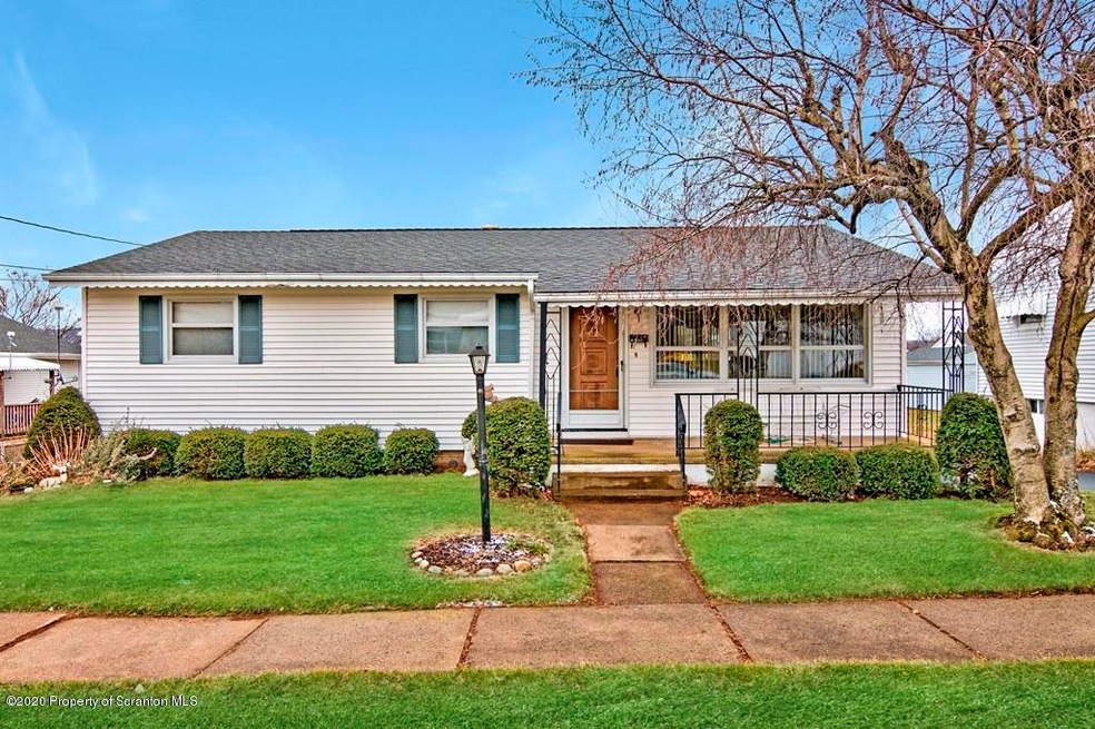 308 Schrader St, Taylor, PA 18517 - photo 1