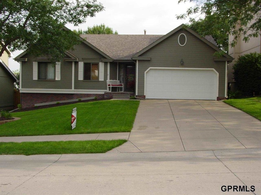 16918 N Cir, Omaha, NE 68135 - photo 1