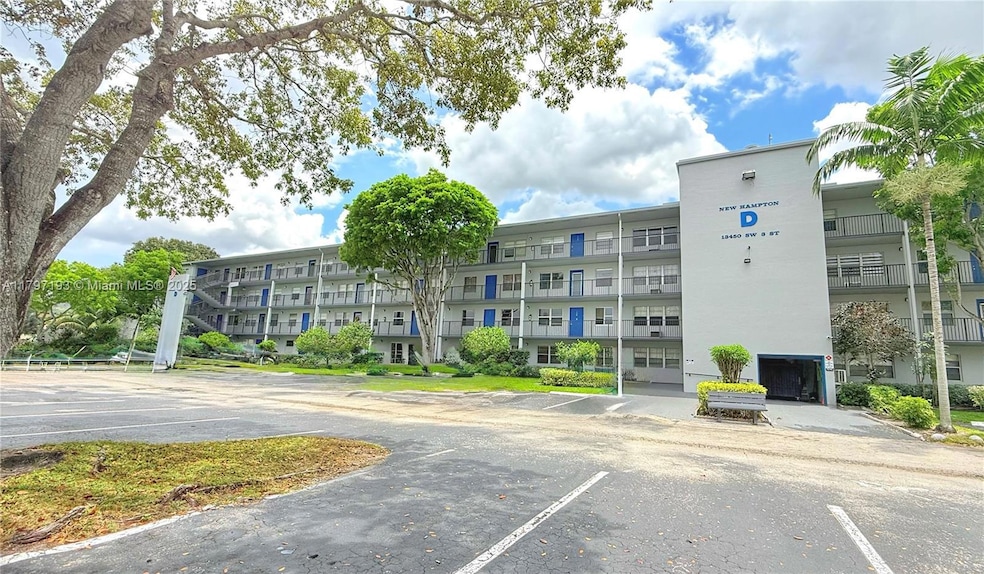 13450 SW 3rd St unit D308, Pembroke Pines, FL 33027 - photo 1