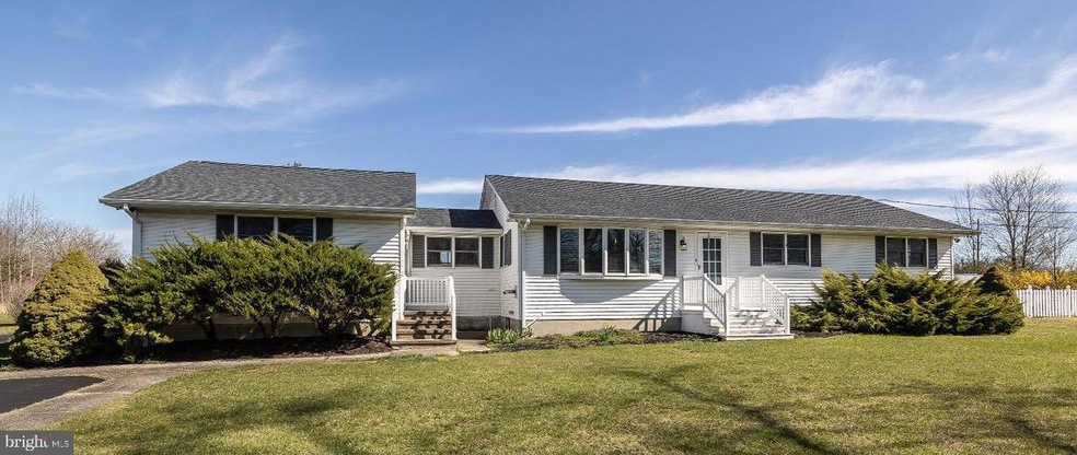 6 Allentown Rd, Southampton, NJ 08088 - photo 1