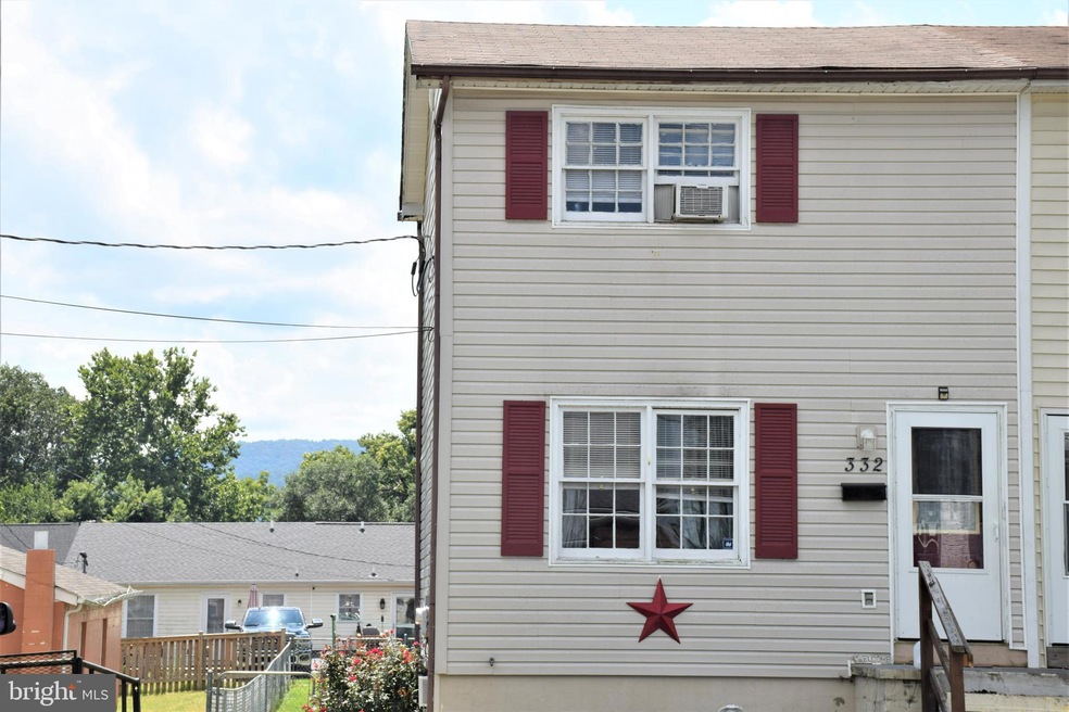 332 W 10th St, Front Royal, VA 22630 - photo 1