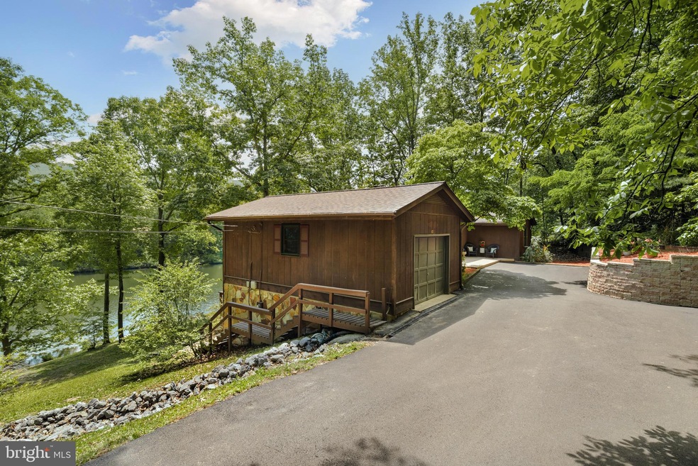 87 Lakeside Dr, Harpers Ferry, WV 25425- Homes.com