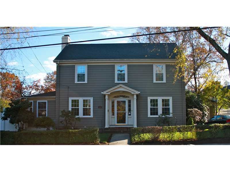 38 Ridge St, Pawtucket, RI 02860 - photo 1
