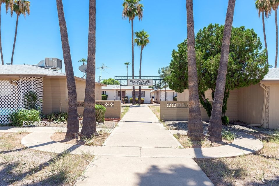 5233University