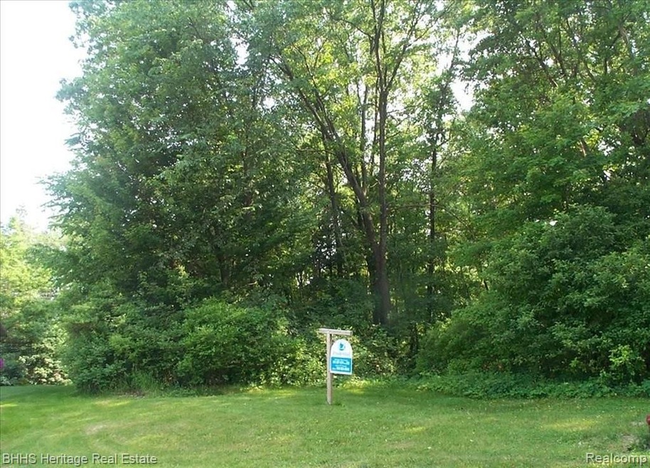 Lakeview Village Lot #08