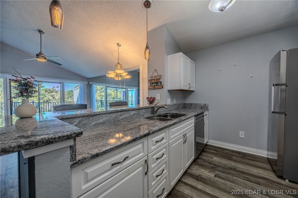 98 Jonathan Dr unit 4C, Lake Ozark, MO 65049 - photo 1