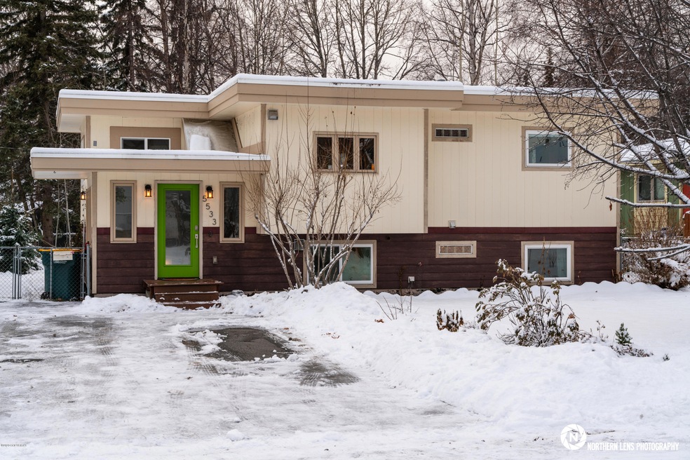 5533 College Dr, Anchorage, AK 99504 - photo 1