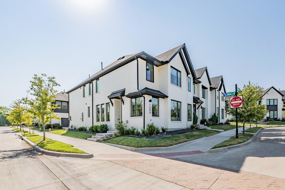 7688 Rambler Ln, North Richland Hills, TX 76182 - photo 1