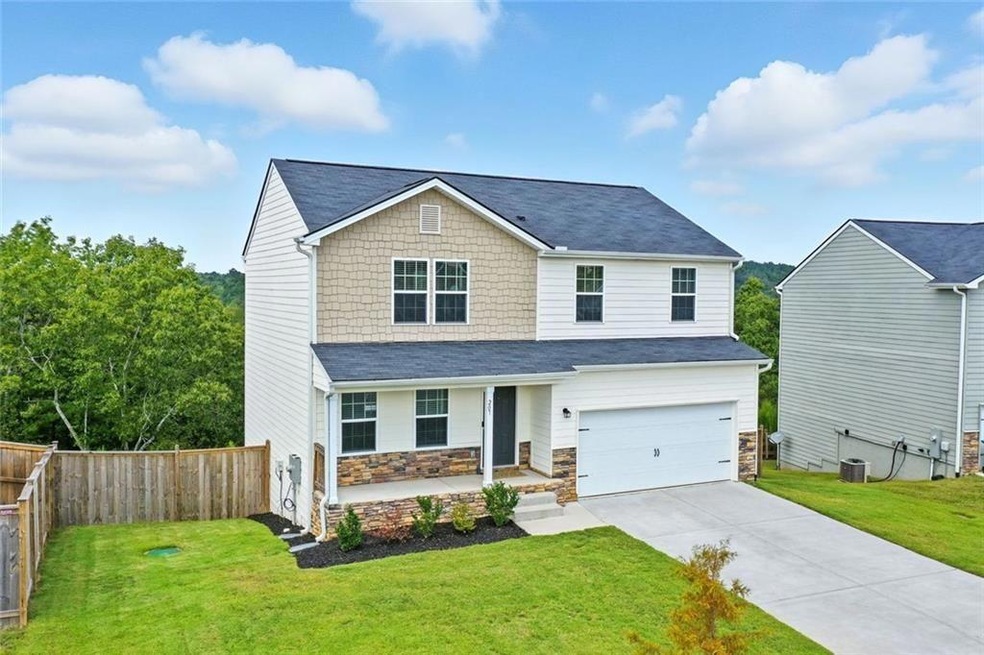 Pending $325,000 • Co-Listing Agent