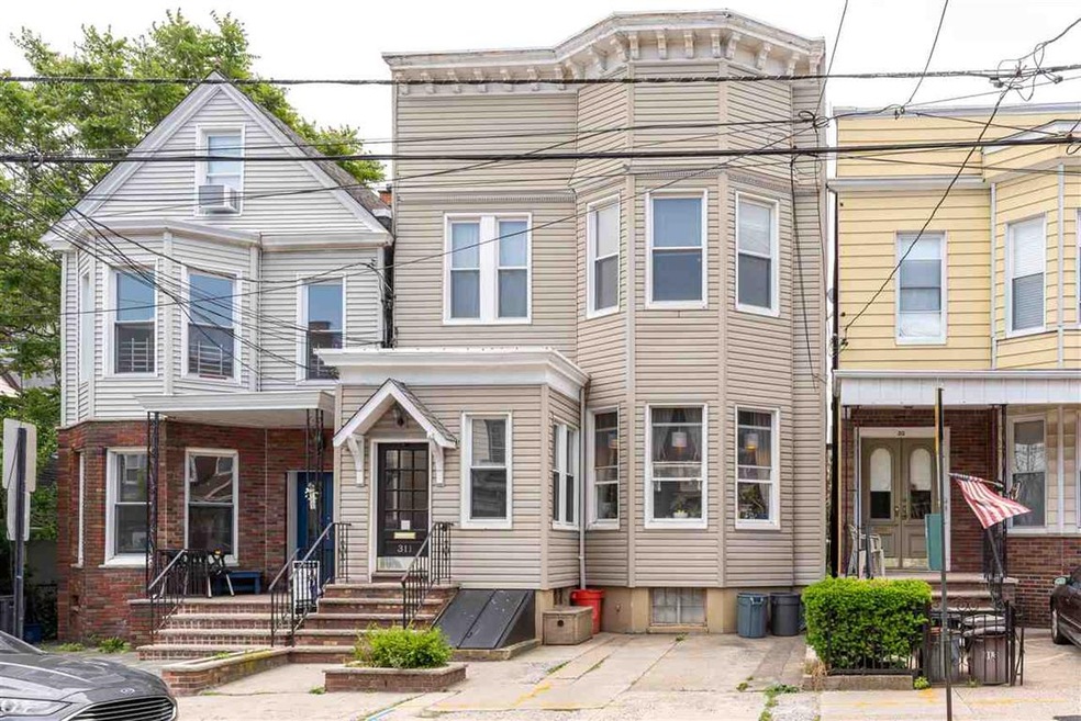 311 21st St, Union City, NJ 07087 - photo 1